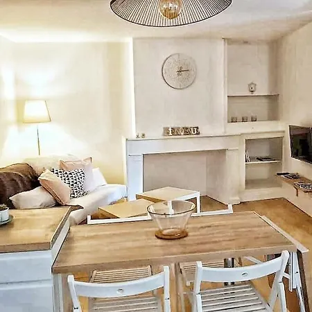L'Escale Cocooning Appartement T2 Centre 3 Etoiles Bagneres-de-Bigorre Exterior photo